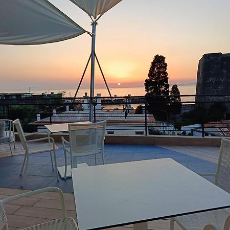 Eden Bleu Hotel Вико Екуензе Екстериор снимка